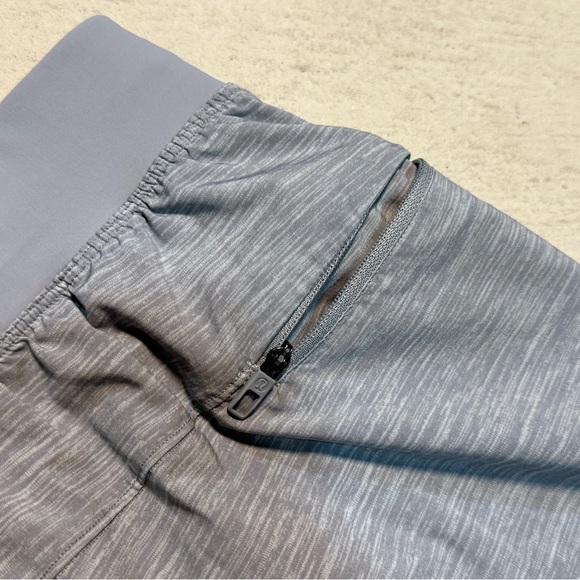 Lululemon Athletica Men's Gray Shorts Size XXL Extra Large - Picture 6 of 6